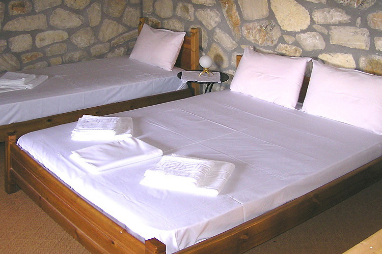 Villa Daskalos - Schlafzimmer (2)